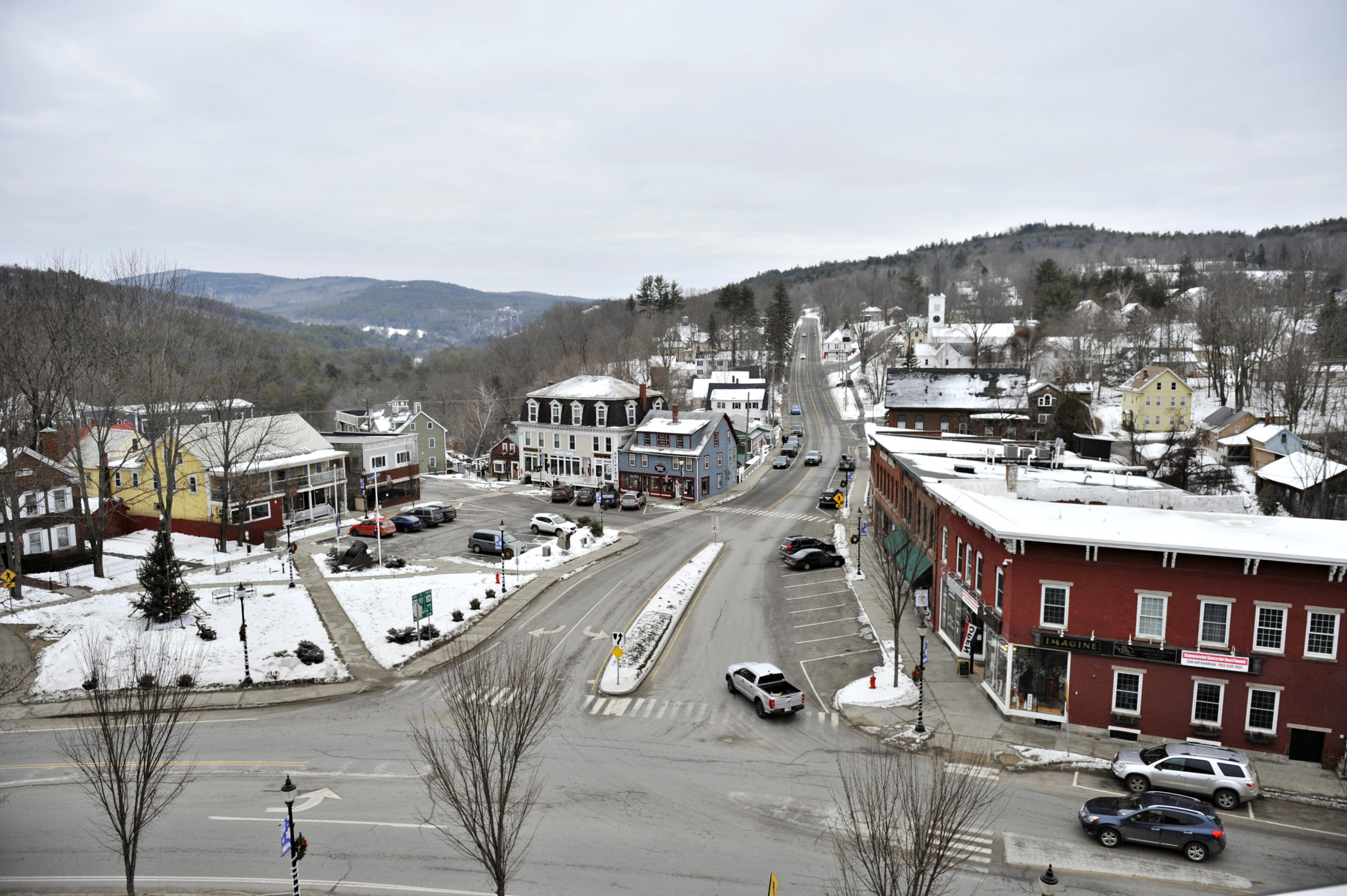 bristol nh downtown in winter